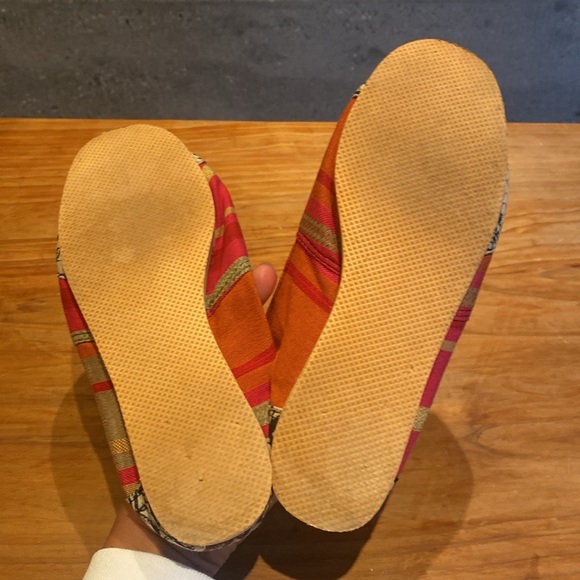 🇦🇷 Lunch for Huitru Alpargatas from Argentina - Picture 6 of 10